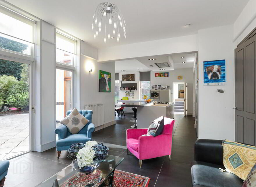 9a Notting Hill, Belfast, BT9 5NS