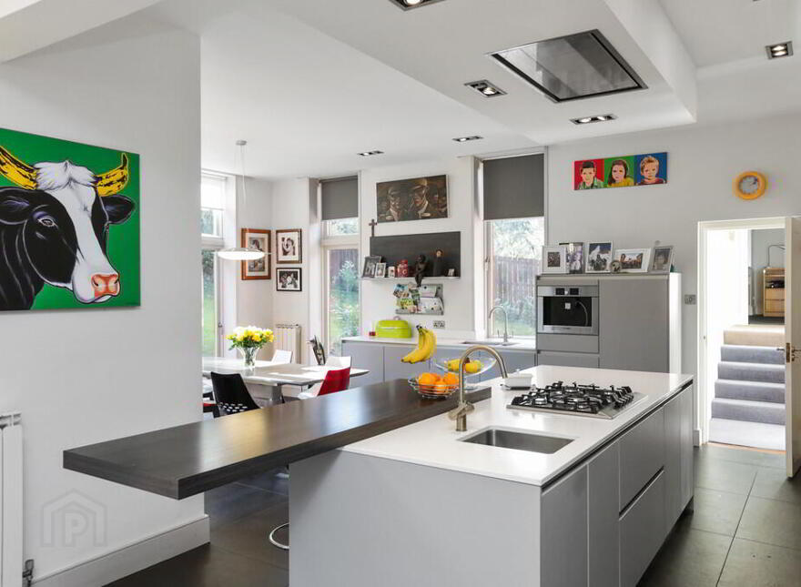 9a Notting Hill, Belfast, BT9 5NS