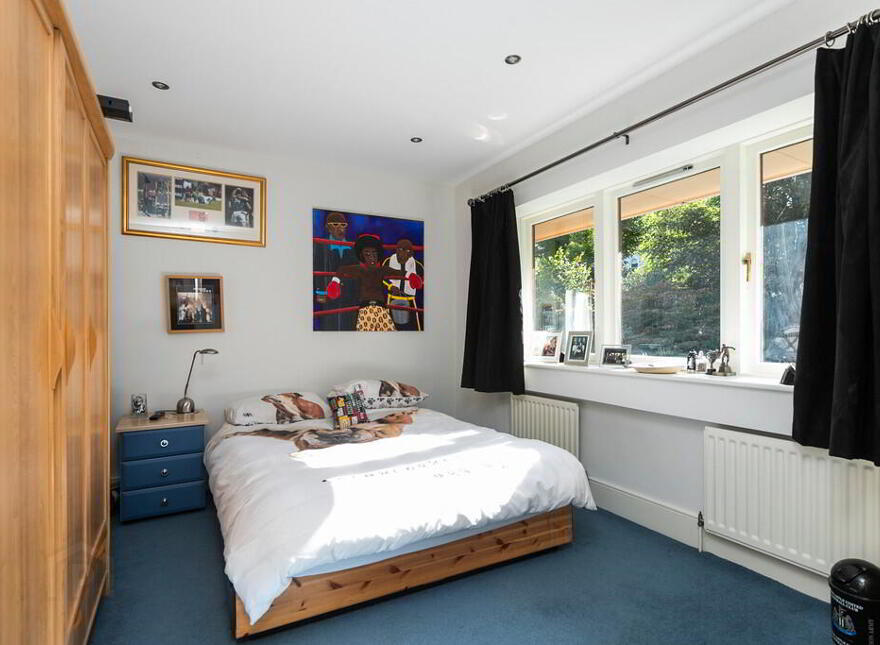 9a Notting Hill, Belfast, BT9 5NS