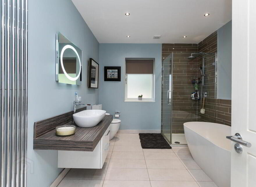 9a Notting Hill, Belfast, BT9 5NS