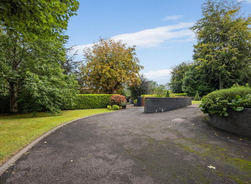 9a Notting Hill, Belfast, BT9 5NS