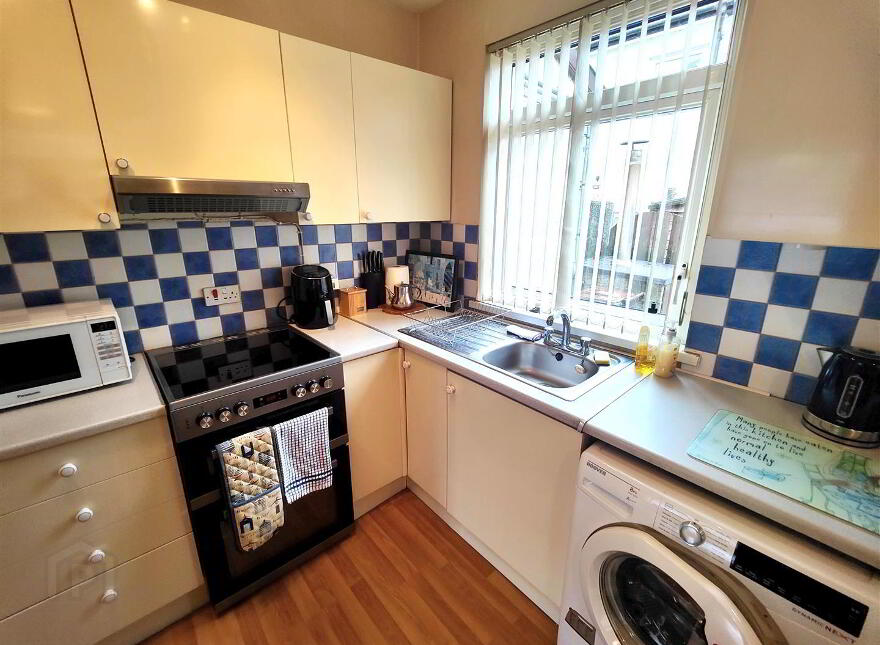 50 Rutherglen Street, Belfast, BT13 3LS