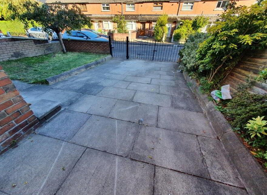 17 Veryan Gardens, Whitewell Road, Newtownabbey, BT36 7HG