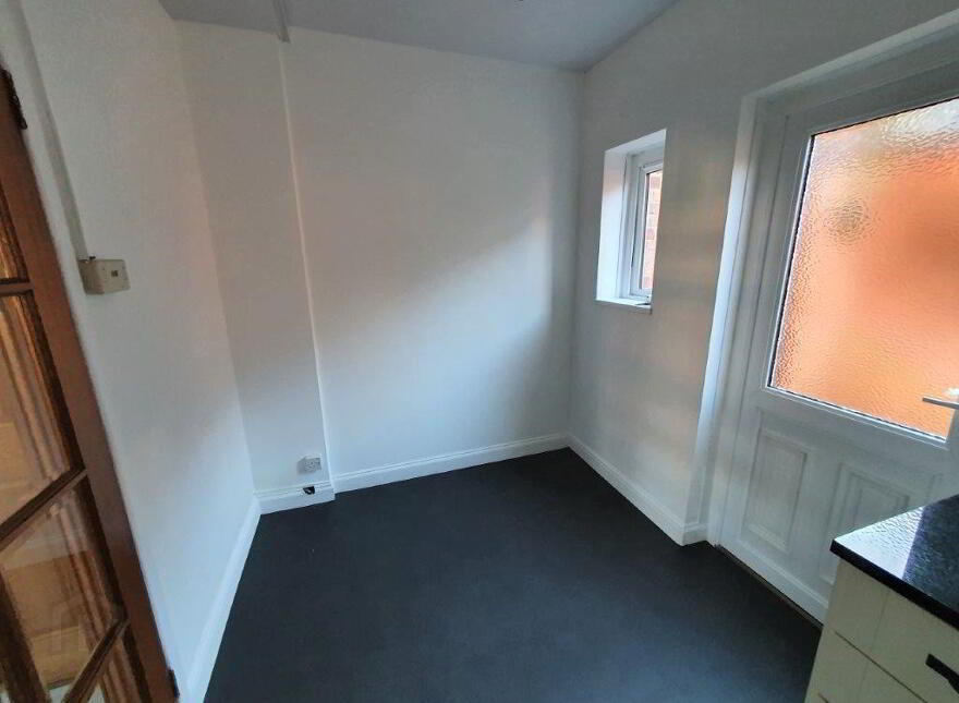 17 Veryan Gardens, Whitewell Road, Newtownabbey, BT36 7HG