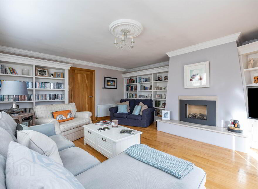 42 Old Course Road, Downpatrick, BT30 8BD