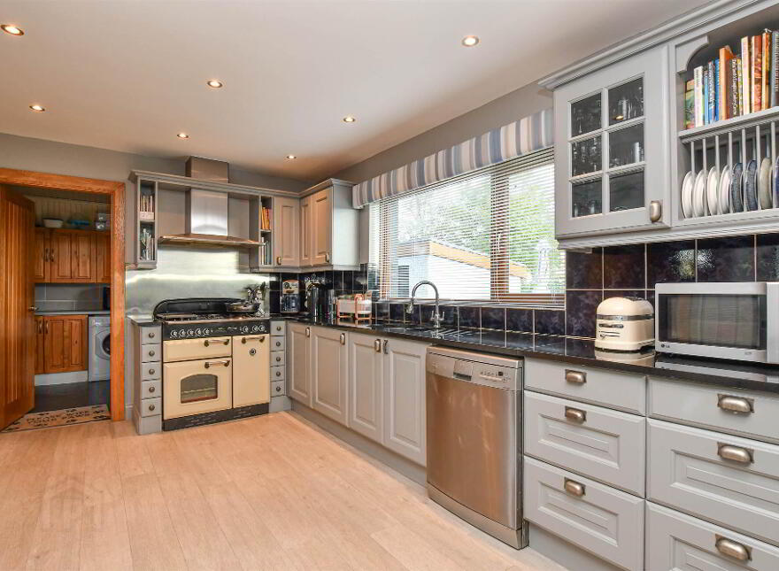 42 Old Course Road, Downpatrick, BT30 8BD