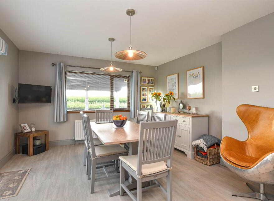 42 Old Course Road, Downpatrick, BT30 8BD