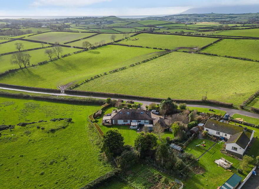 42 Old Course Road, Downpatrick, BT30 8BD