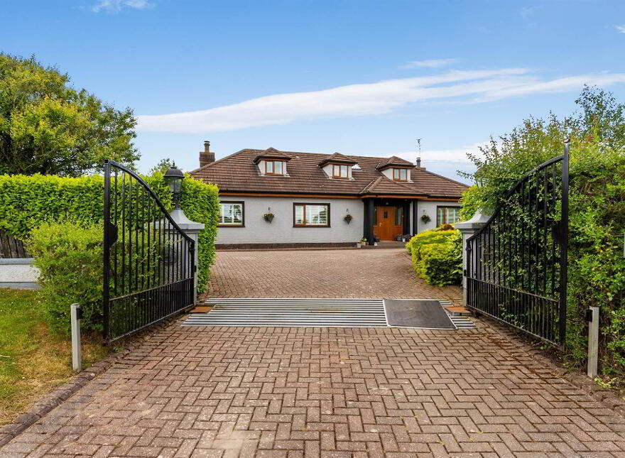 42 Old Course Road, Downpatrick, BT30 8BD