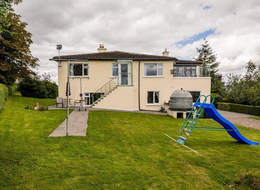 Lisdornan, Bellewstown, A92F9N2