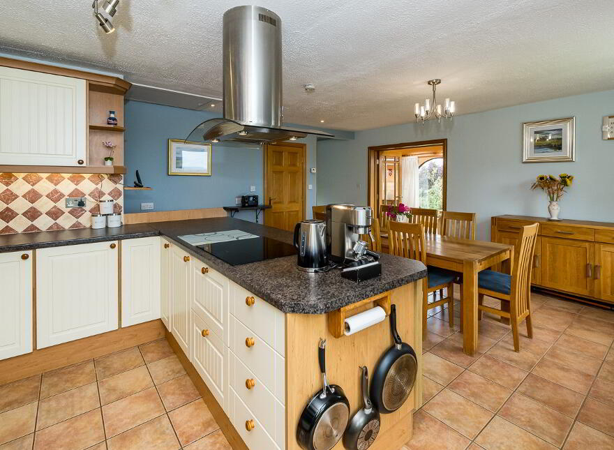 Lisdornan, Bellewstown, A92F9N2