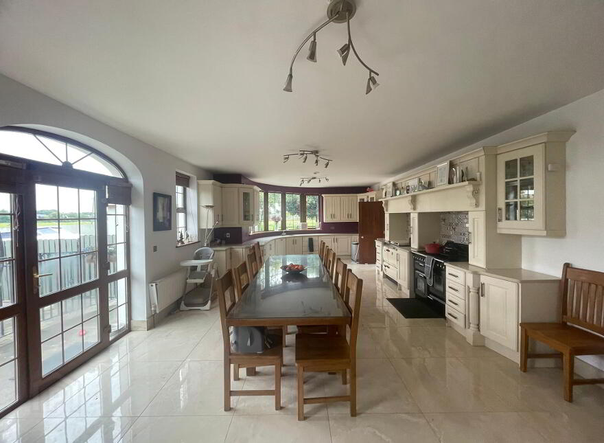 Golf Links Road, Roscommon Town, F42E263