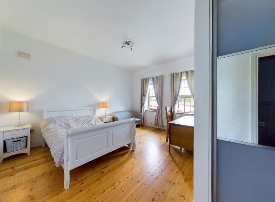 Golf Links Road, Roscommon Town, F42E263