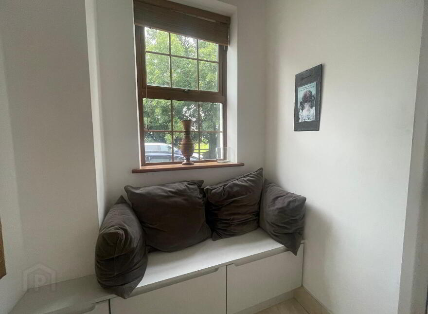 Golf Links Road, Roscommon Town, F42E263