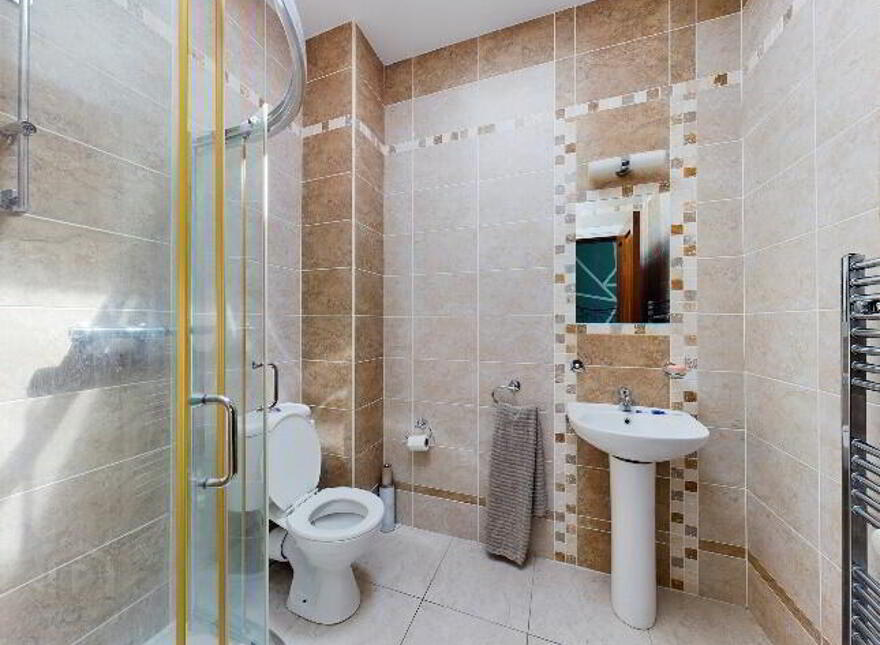 Golf Links Road, Roscommon Town, F42E263