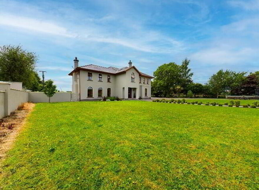 Golf Links Road, Roscommon Town, F42E263