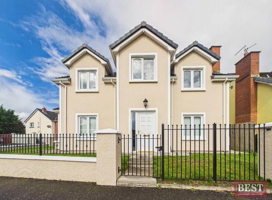 3 The Railings, Newry, BT35 6FG photo