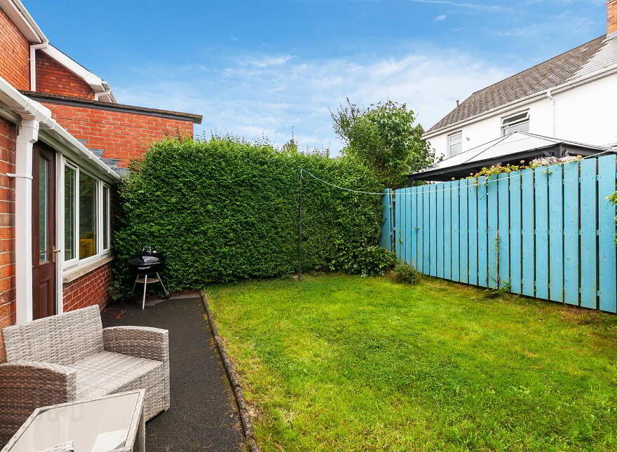 23 Ebrington Gardens, Belfast, BT4 3BY