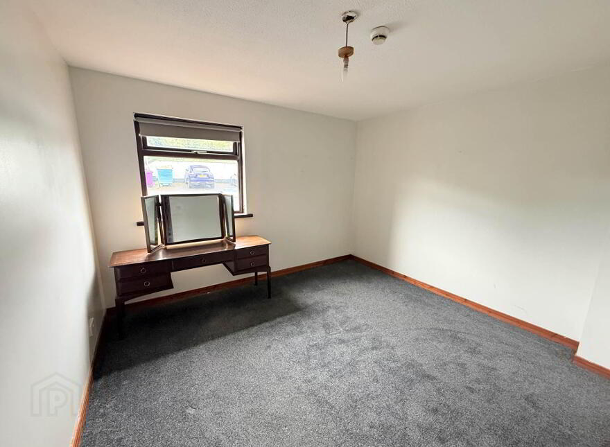 18 Castle Mews, Belfast, BT6 9RR