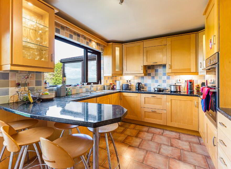 4 Glenhugh Crescent, Belfast, BT8 7PG