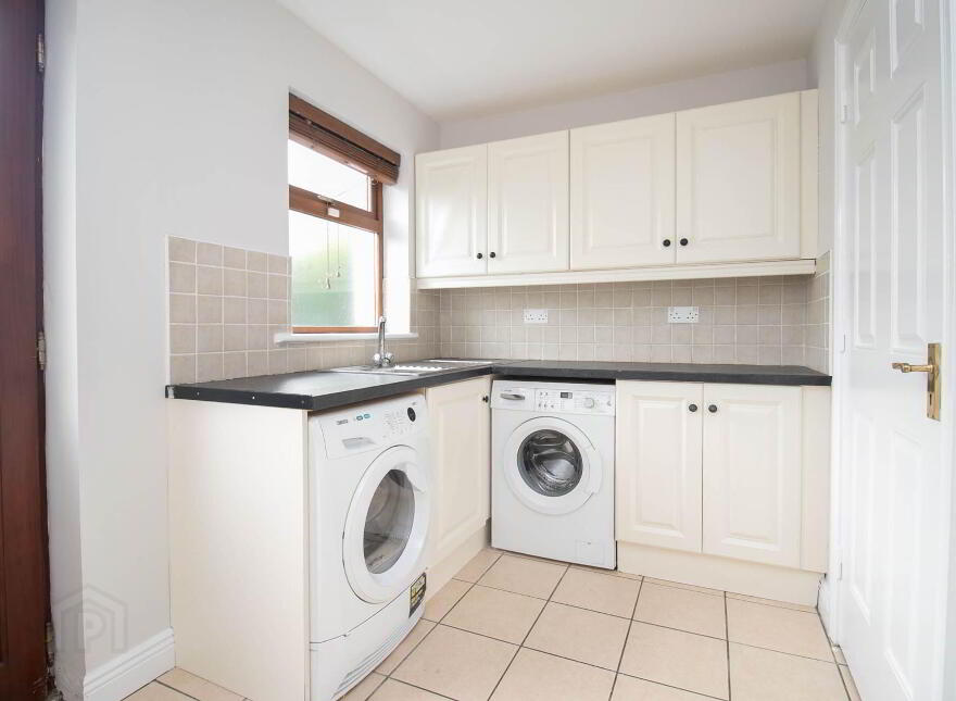 4 Willow Ridge, Gornakesh, Cavan Town, H12E037