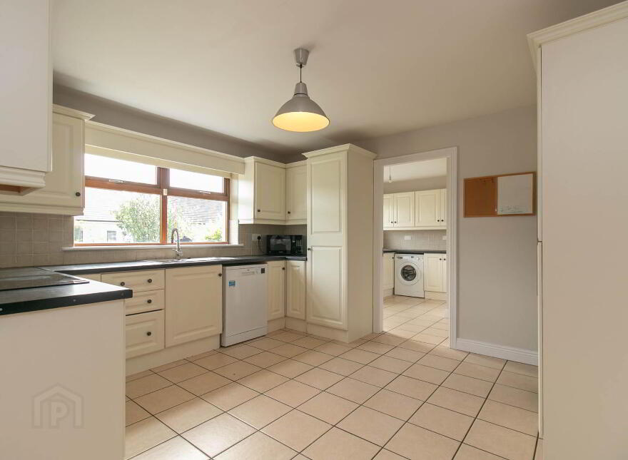 4 Willow Ridge, Gornakesh, Cavan Town, H12E037