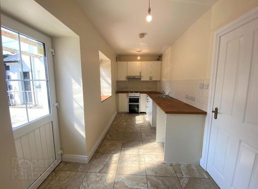 2 The Parade, Randalstown, BT41 3AA