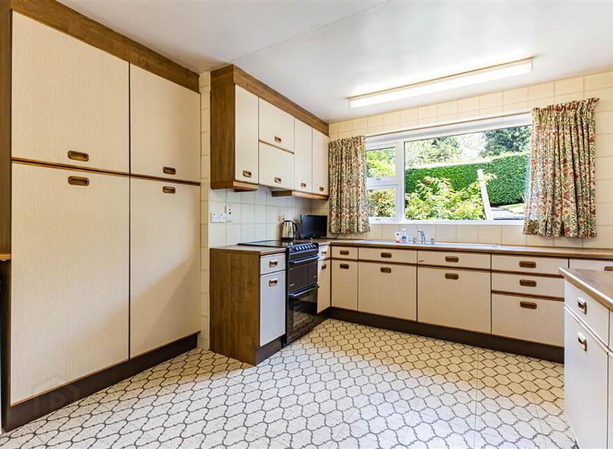 40 Knightsbridge Park, Stranmillis, Belfast, BT9 5EH