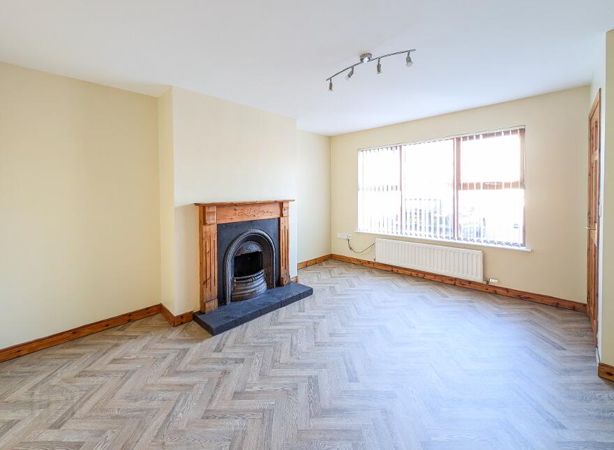 16 School House Mews, Dollingstown, BT66 7TU