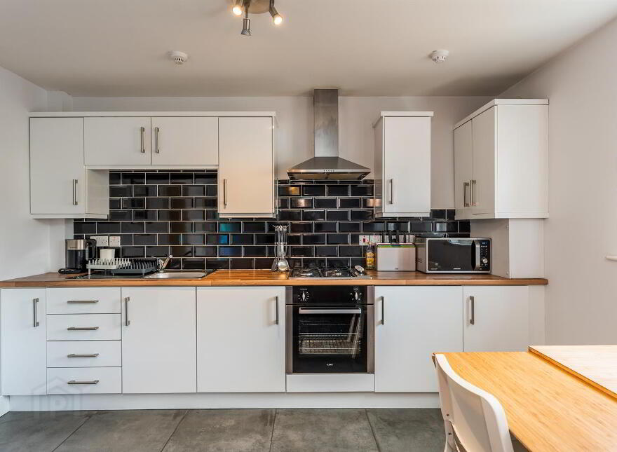 Apt 2, 15 Galway Park, Dundonald, Belfast, BT16 2AN