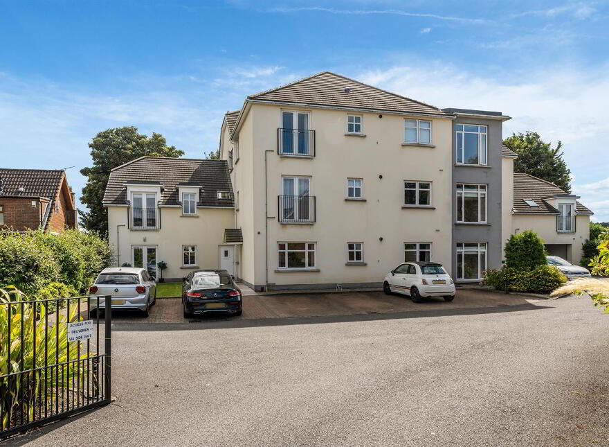 Apt 2, 15 Galway Park, Dundonald, Belfast, BT16 2AN