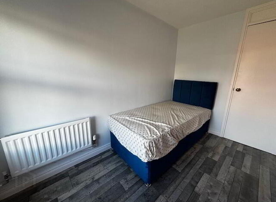 76 Parkhead Crescent, Newry, BT35 8PE