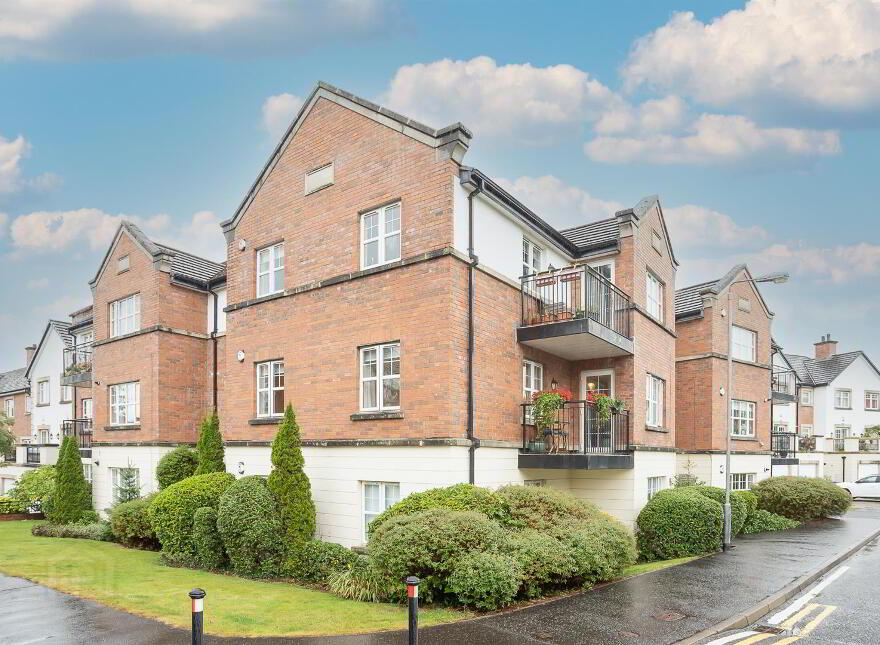 5 Elm House, 2 Beech Heights, Belfast, BT7 3LQ photo