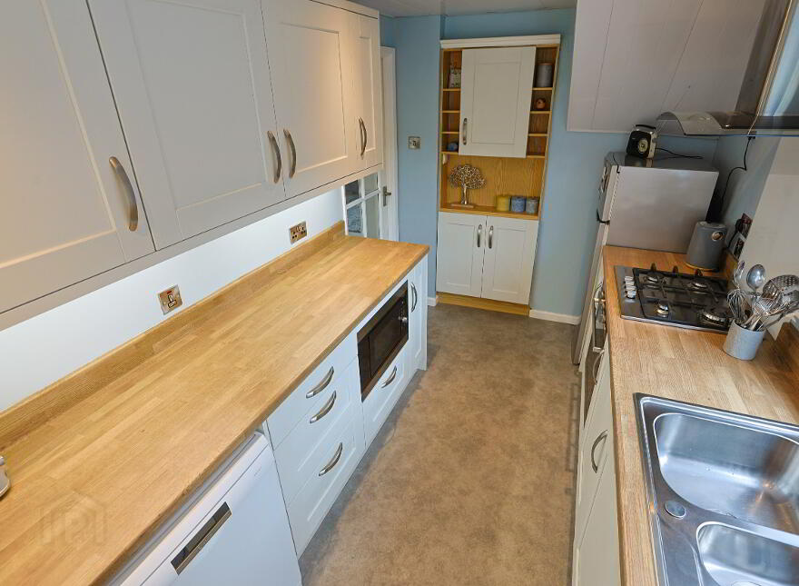 26 Fulmar Avenue, Lisburn, BT28 3HS