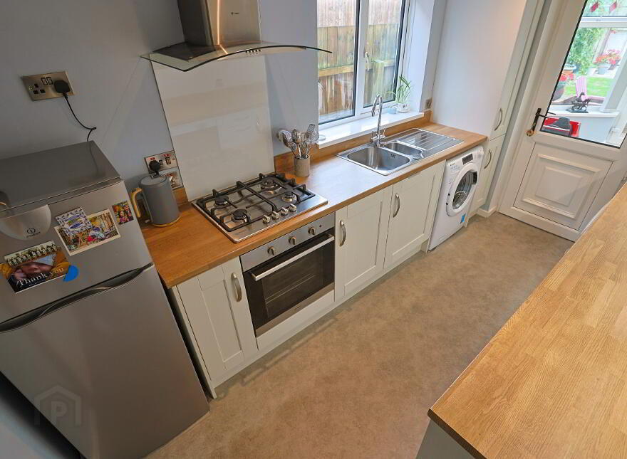 26 Fulmar Avenue, Lisburn, BT28 3HS