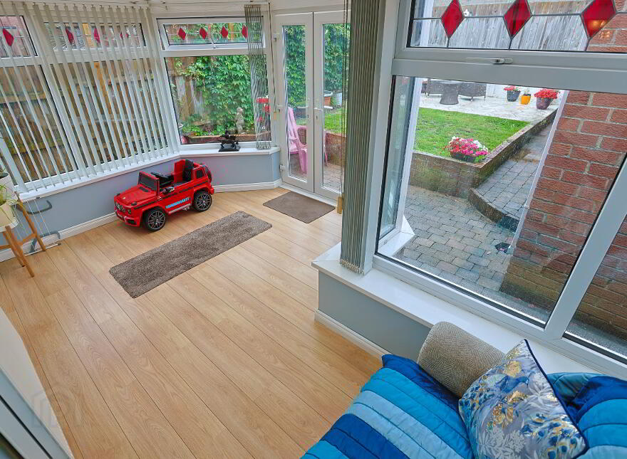 26 Fulmar Avenue, Lisburn, BT28 3HS