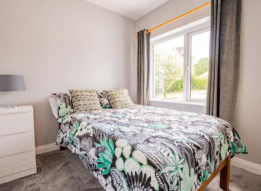 Oakwood House, St. Coleman's Terrace, Tullamore, Offaly, R35AY23