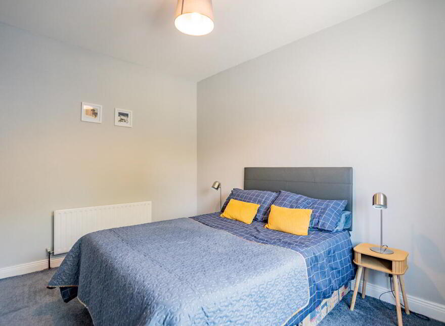 Oakwood House, St. Coleman's Terrace, Tullamore, Offaly, R35AY23