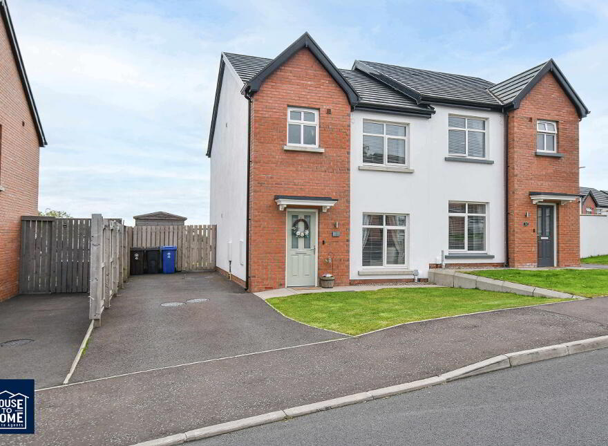 20 Wolfhill Link, Ligoniel, Belfast, BT14 8EU photo