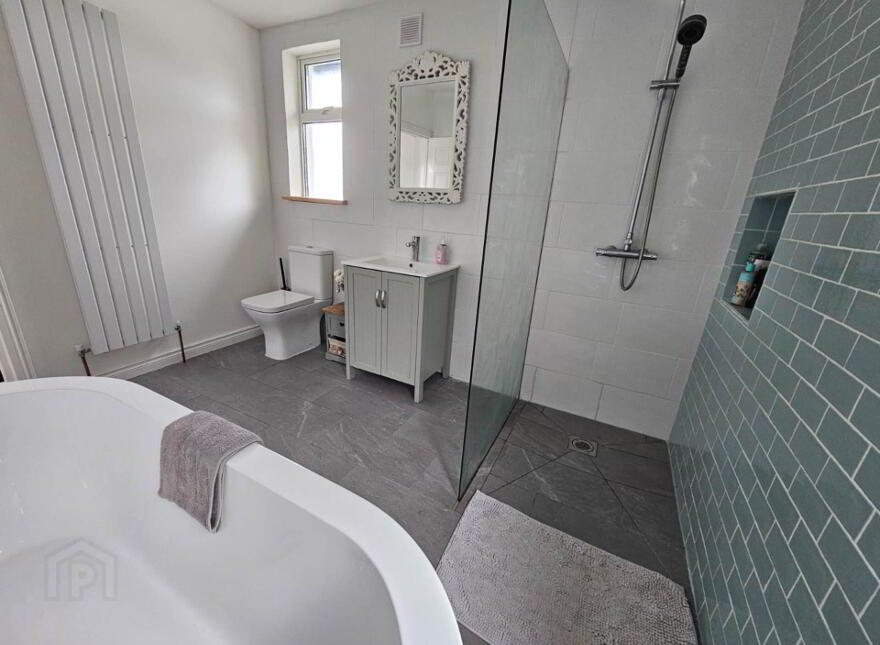 Newtown, Ballyhaunis, Cloonfad, F35Y090