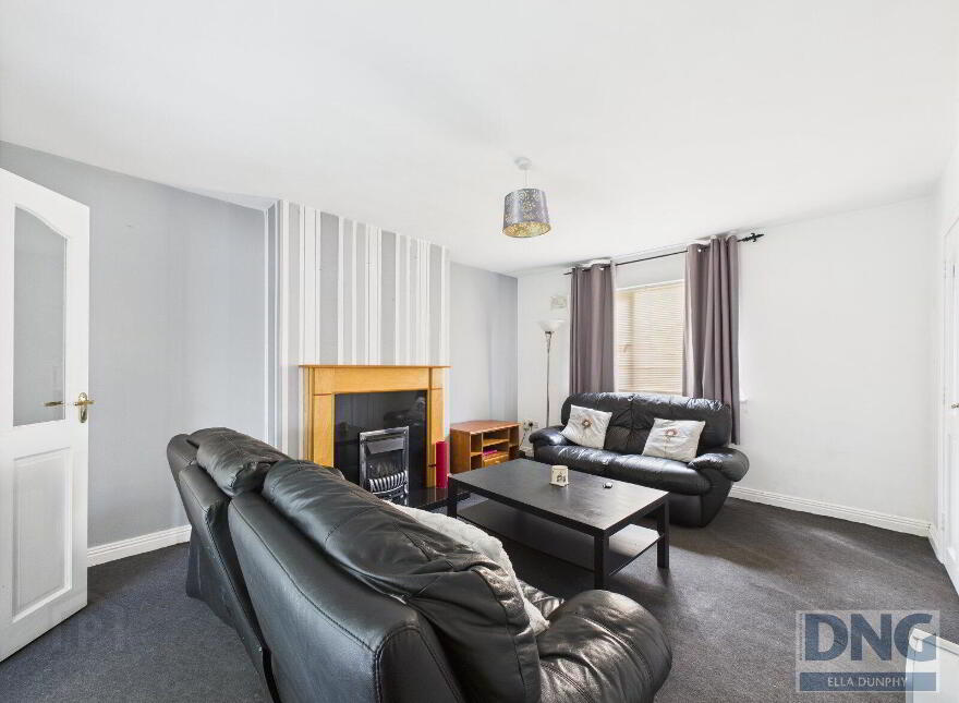 27 Lintown Avenue, Lintown Hall, R95