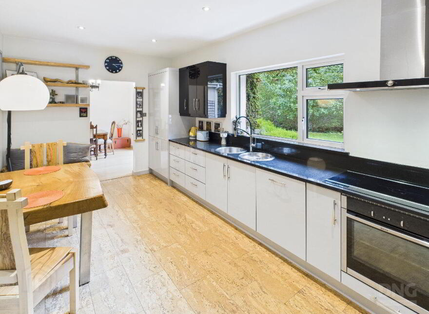 Avoca, 19 Ashley Court, Tullamore, R35AE20