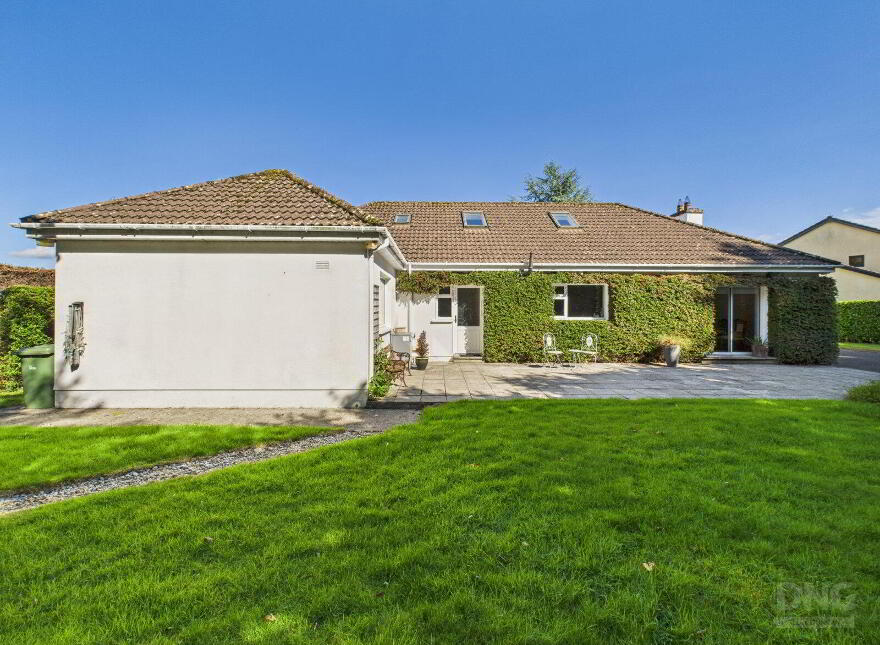 Avoca, 19 Ashley Court, Tullamore, R35AE20