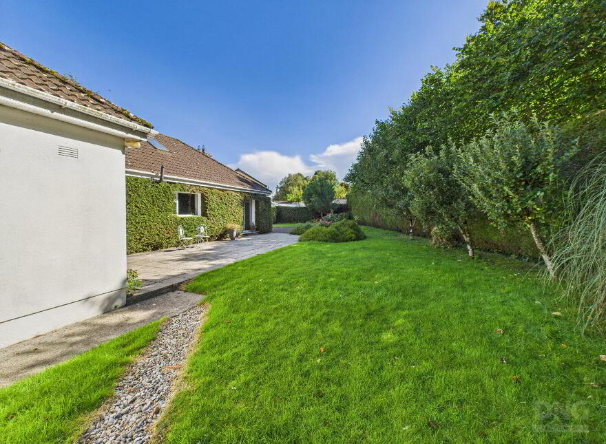Avoca, 19 Ashley Court, Tullamore, R35AE20