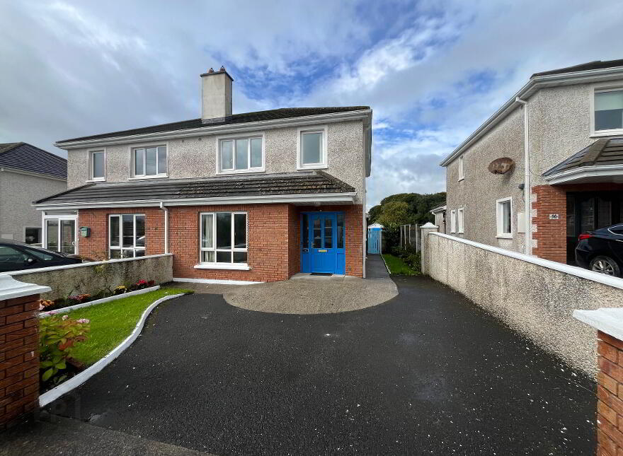 67 Elm Park, Knock Road, Claremorris photo