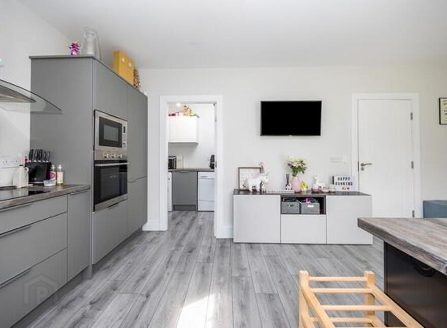 10 Cnoc Tiarnach, Dunshaughlin, A85X224
