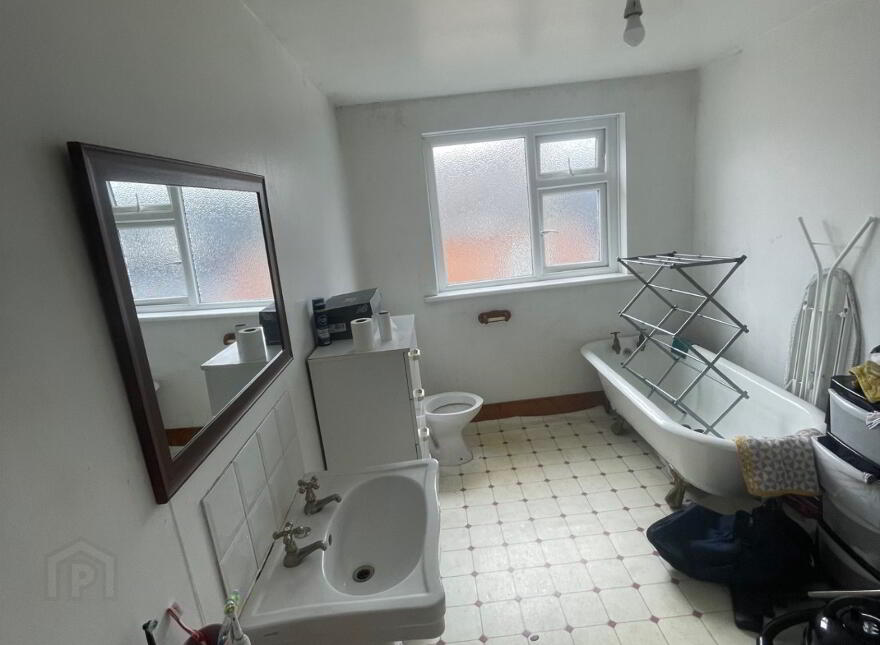34 Strandview Street, Stranmillis, Belfast, BT9 5FF