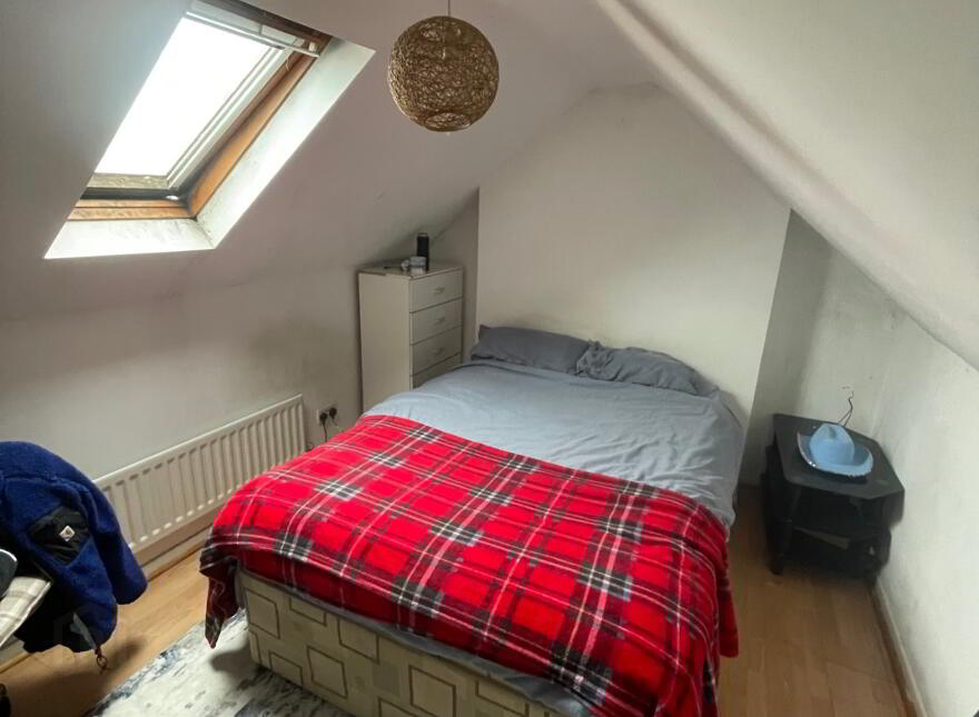 34 Strandview Street, Stranmillis, Belfast, BT9 5FF