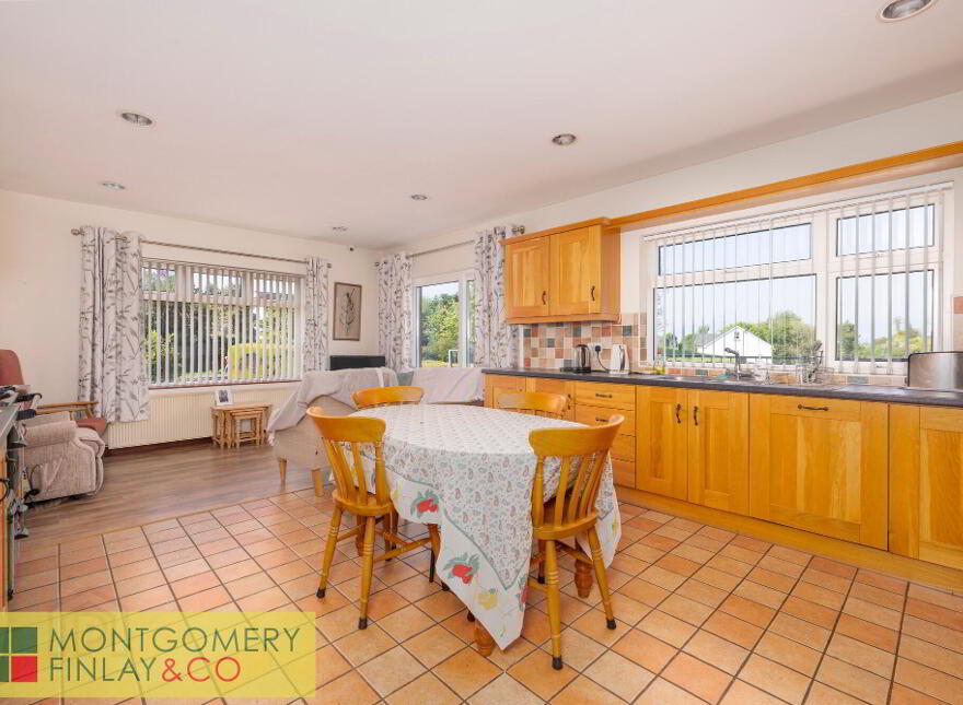 33 Enniskillen Road, Enniskillen, Lisbellaw, BT94 5DF