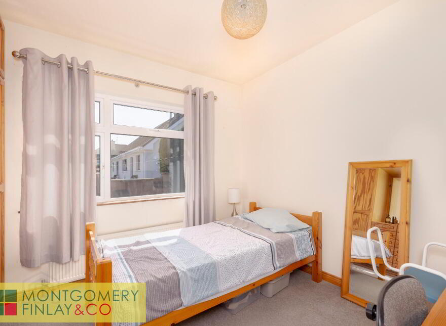 33 Enniskillen Road, Enniskillen, Lisbellaw, BT94 5DF